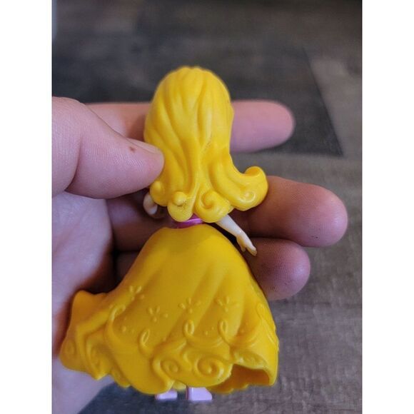 Princess Aurora Hasbro doll toy figure Sleeping Beauty - Picture 4 of 5